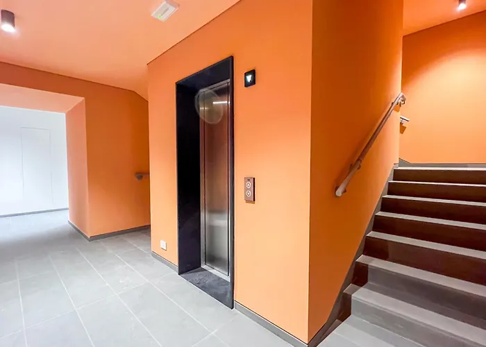 Waterfront 1 * Janov