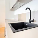 Apartman Waterfront 1 *