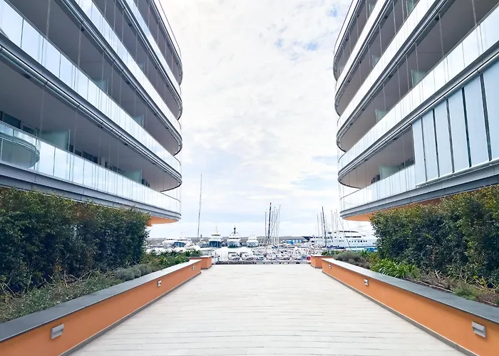 Waterfront 1 דירה *